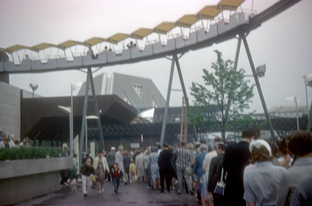 003 - Mini-train and line of guests (blurry)