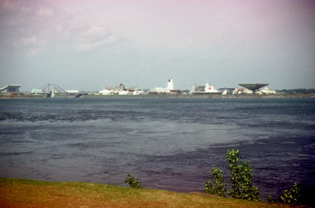 010 - Site viewed from Cite Du Havre