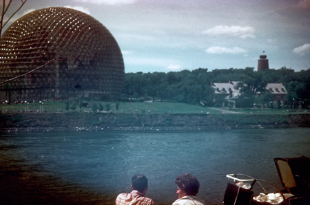 016 - US Pavilion across river